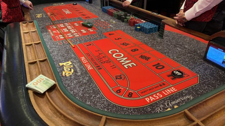 Live Craps at The Plaza $1K Buy In – Roulette Game Videos